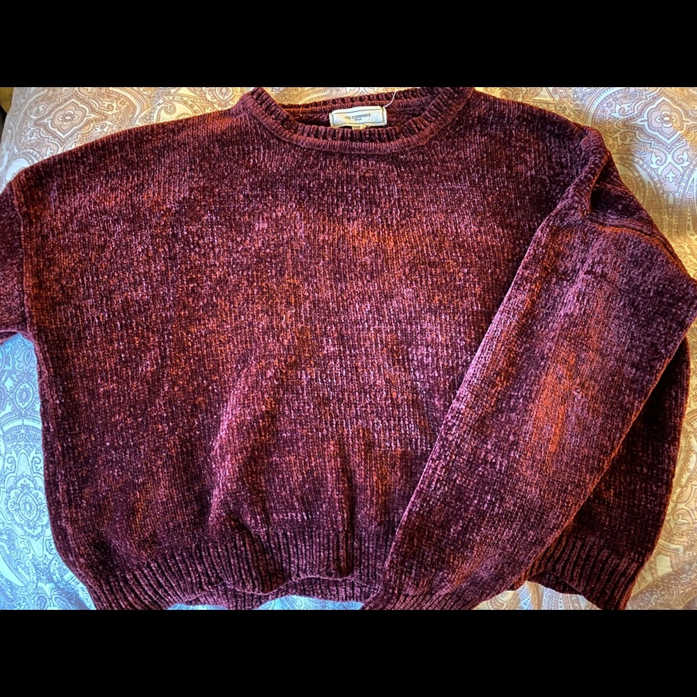 Crop-top Fuzzy Sweater